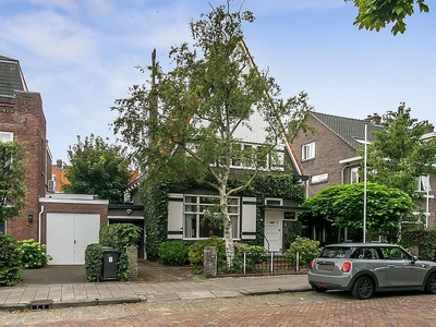 Charlotte de Bourbonstraat 21