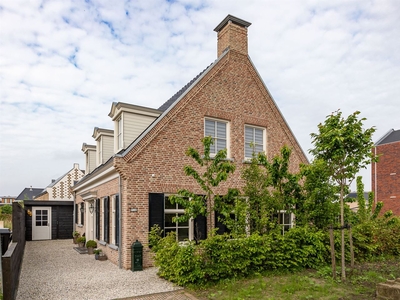 Nikolaj Basovstraat 15