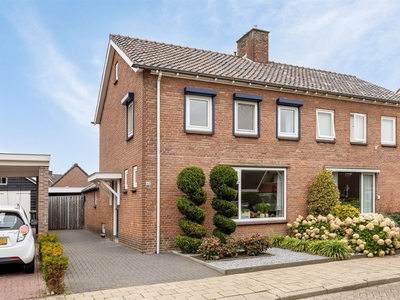 Pastoor Wienholtsstraat 43