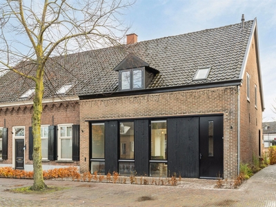 Dorpsstraat 8