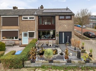 Jhr Mr A F de Savornin Lohmanstraat 21, Zuidland