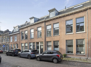 Voorhelmstraat 6A