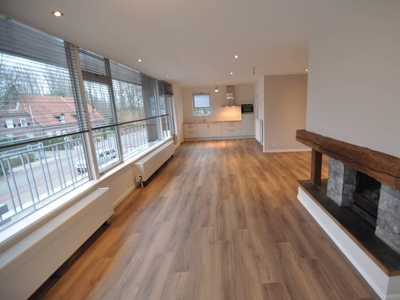 Bovenwoning Dorpstraat, Leende huren?