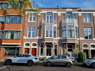 Emantsstraat 25