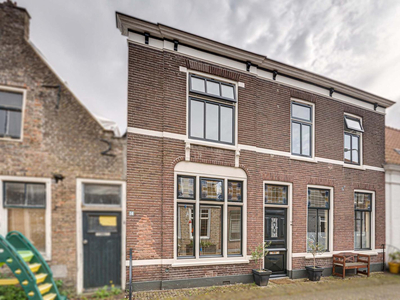 Hoge Kerkstraat 12