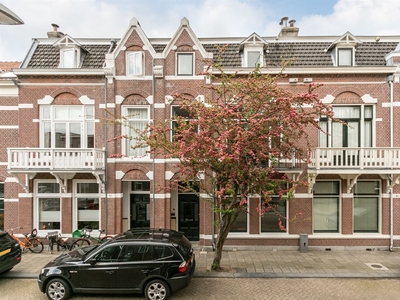 Bilderdijkstraat 8