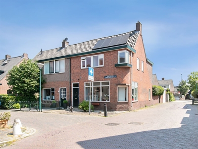 Burgemeester Cambier van Nootenstraat 45