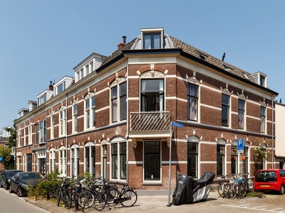 Vlasstraat 2