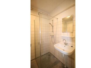 Huur 1 slaapkamer appartement van 45 m² in Amsterdam Zuidoost