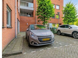 Huur 2 slaapkamer appartement van 103 m² in Rotterdam