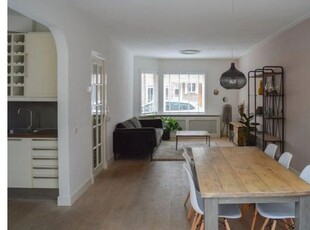 Huur 3 slaapkamer appartement van 100 m² in Hilversum