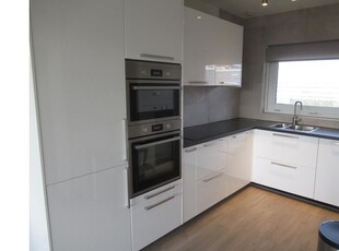 Huur 3 slaapkamer appartement van 75 m² in Amstelveen