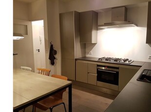 Huur 3 slaapkamer appartement van 79 m² in Amsterdam