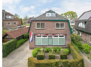 Huur 3 slaapkamer huis van 89 m² in Oosterbeek