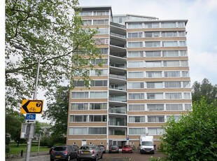 Huur 5 slaapkamer appartement van 93 m² in Amstelveen