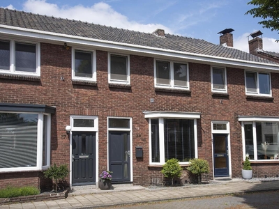 Pieter Bothstraat 39