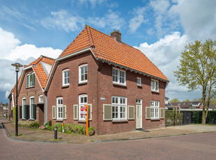 Dorpsstraat 31