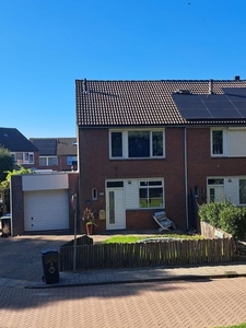 Fordstraat in Oude-Tonge (155m2)