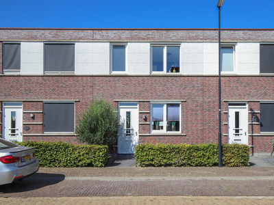 Hoefbladstraat 8