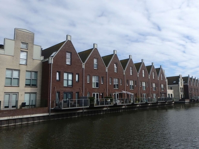 Woonhuis in Heerhugowaard met 4 kamers