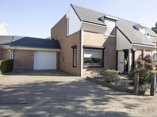 Meester Strijbosstraat 12, Weert