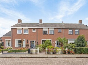 Schoolstraat 2, Hoogblokland