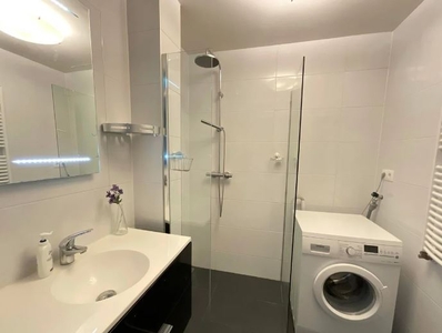 Appartement te huur Ibrahim Moustafapad, Amsterdam