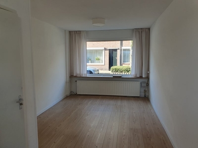 Kamer te huur Paus Adriaanstraat, Tilburg