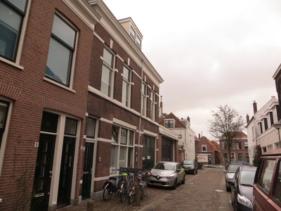 Tussenverdieping Warmoezierstraat, Delft huren?