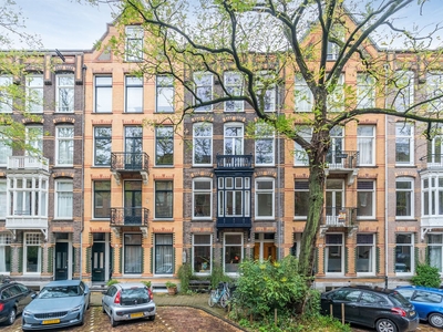 Van Breestraat 126