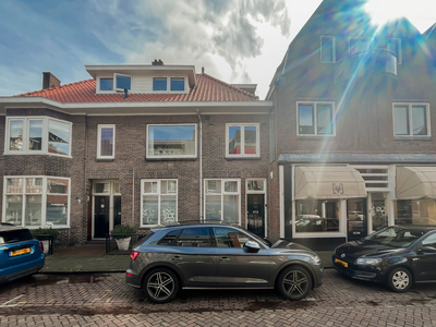 Raadhuisstraat 20