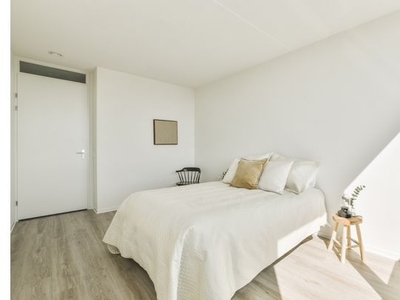 Huur 1 slaapkamer appartement van 59 m² in Amsterdam