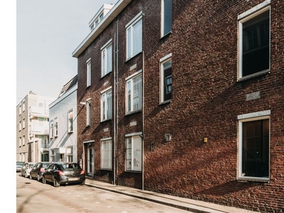 Huur 1 slaapkamer huis van 22 m² in 's-Gravenhage