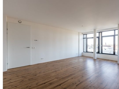 Huur 2 slaapkamer appartement van 105 m² in Utrecht