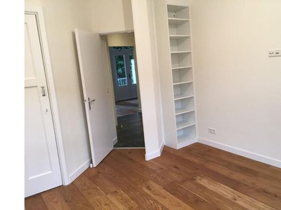 Huur 2 slaapkamer appartement van 110 m² in Zeist