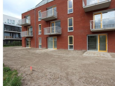 Huur 2 slaapkamer appartement van 55 m² in Almere