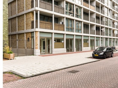 Huur 3 slaapkamer appartement van 126 m² in Amsterdam