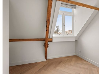 Huur 3 slaapkamer appartement van 52 m² in Amsterdam