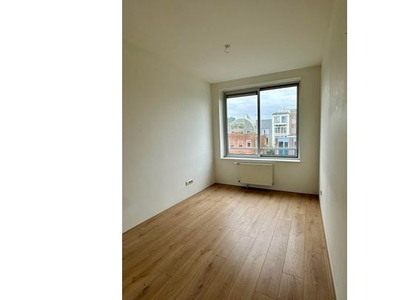 Huur 3 slaapkamer appartement van 55 m² in Amsterdam