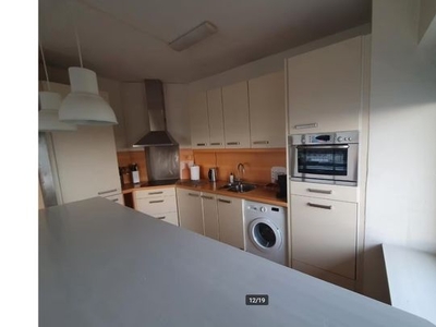 Huur 3 slaapkamer appartement van 90 m² in Utrecht