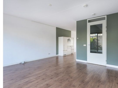 Huur 3 slaapkamer huis van 104 m² in Anna Paulowna