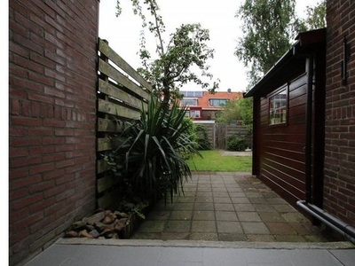 Huur 3 slaapkamer huis van 104 m² in Vlaardingen