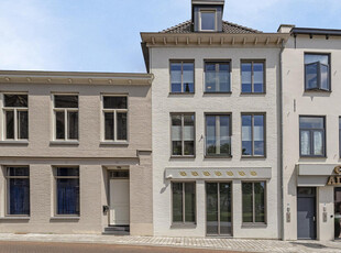 Lange Nieuwstraat 12