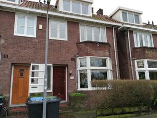 Woonhuis in Zaandam met 5 kamers