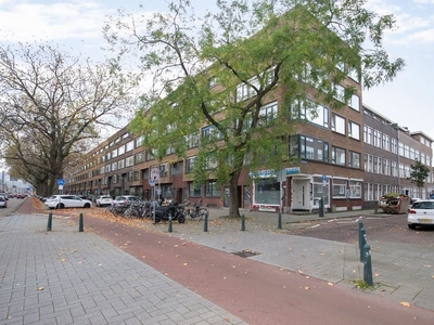 Schieweg in Rotterdam (104m2)