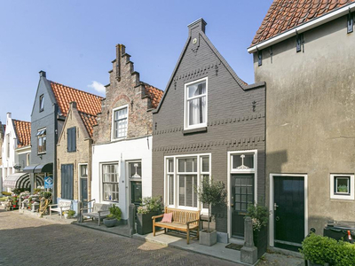 Kerkstraat 2