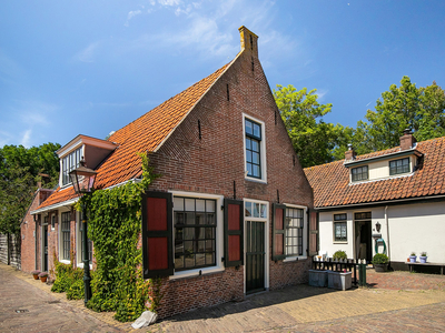 Middendorpstraat 6