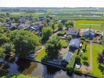 Brugweg in Waddinxveen (260m2)