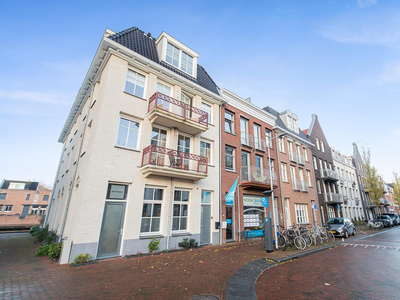 Hooftstraat 37