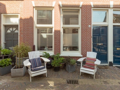 Oude Raamstraat 10 zwart